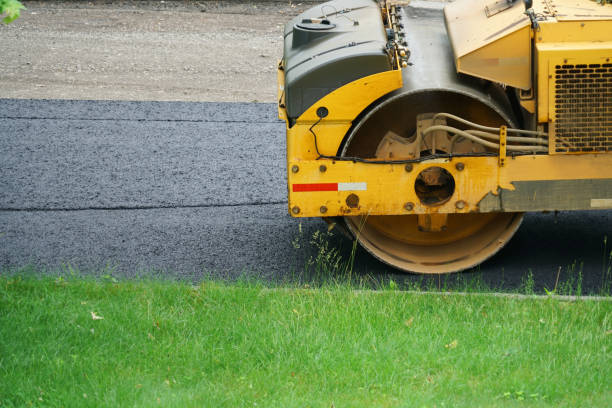Best Driveway Pavers Cost  in Guin, AL
